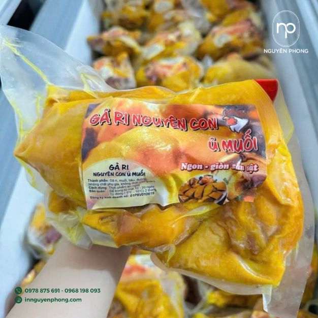thiết kế tem gà ủ muối theo yêu cầu